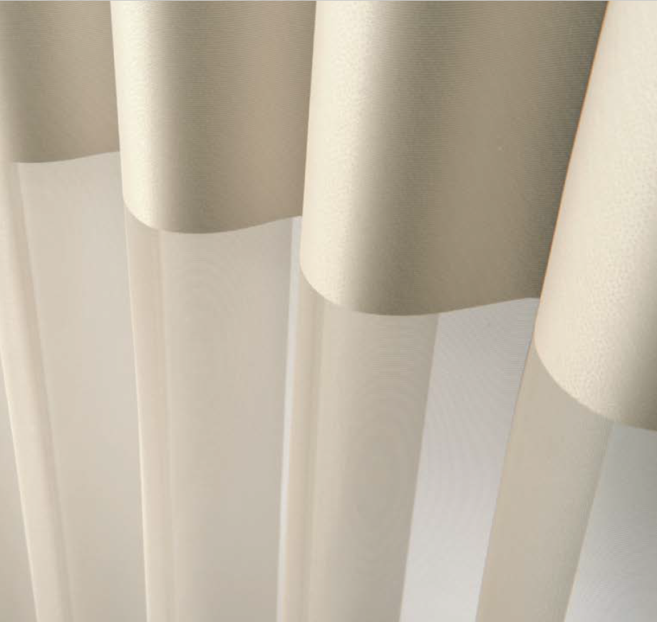 Persianas Luminette, mostrando detalles del diseño elegante y moderno.