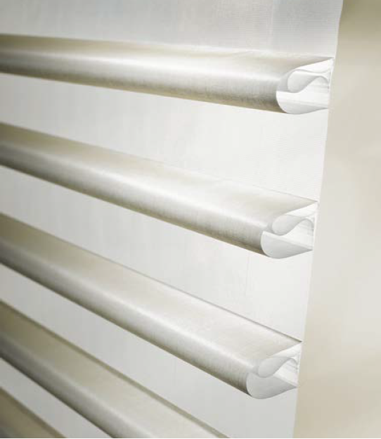 Persianas Pirouette, mostrando detalles del diseño elegante y moderno.